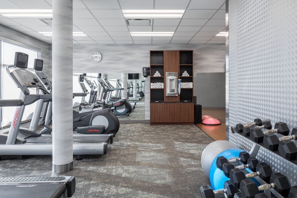 Fairfield Inn & Suites by Marriott Columbus Dublin 30/48