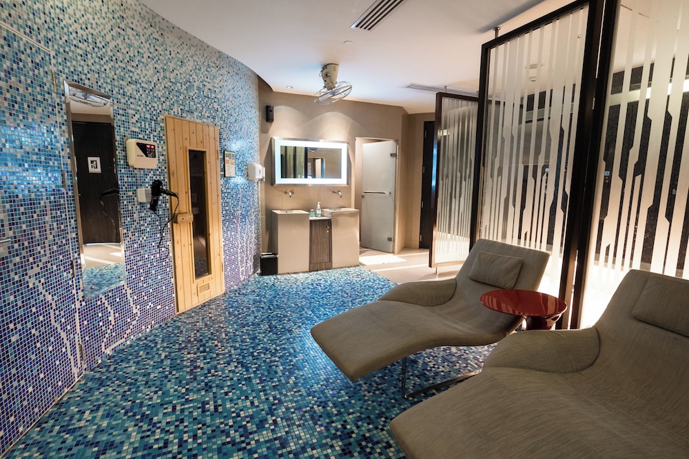Four Points by Sheraton Ploenchit Bangkok 30/56