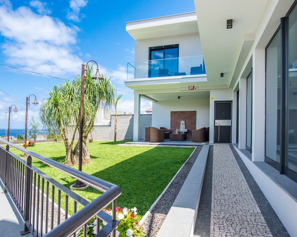 Enxurros House 39/48