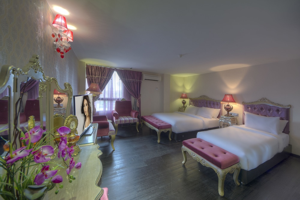 Arenaa Batik Boutique Hotel 30/48
