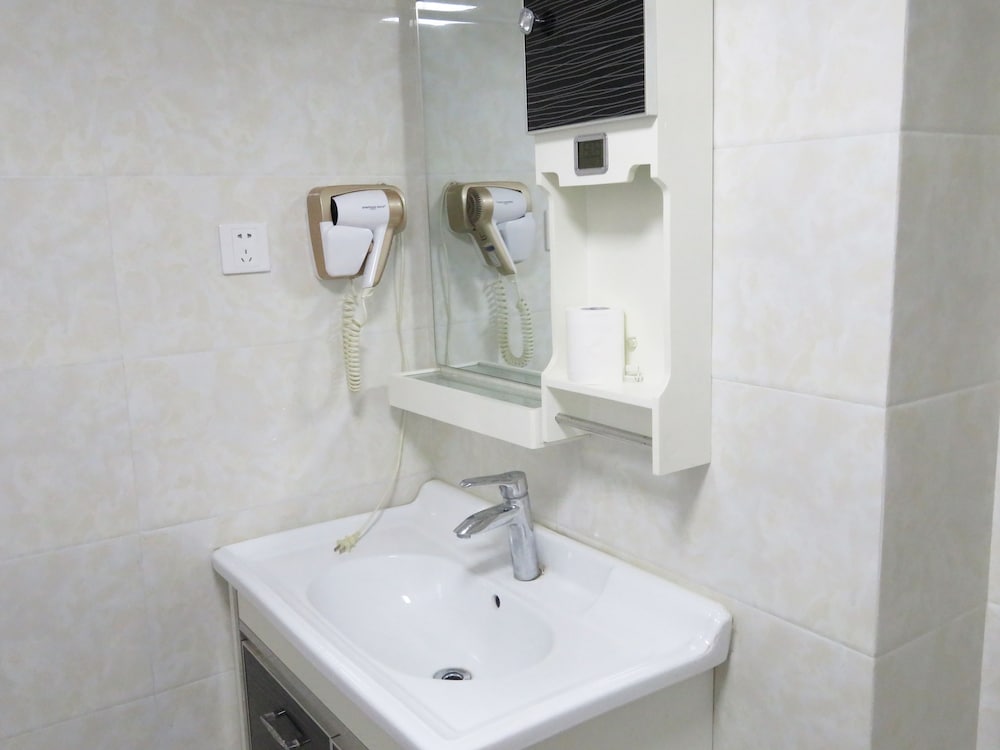 Yunzu Aparthotel (Huanlegu Branch) 41/48