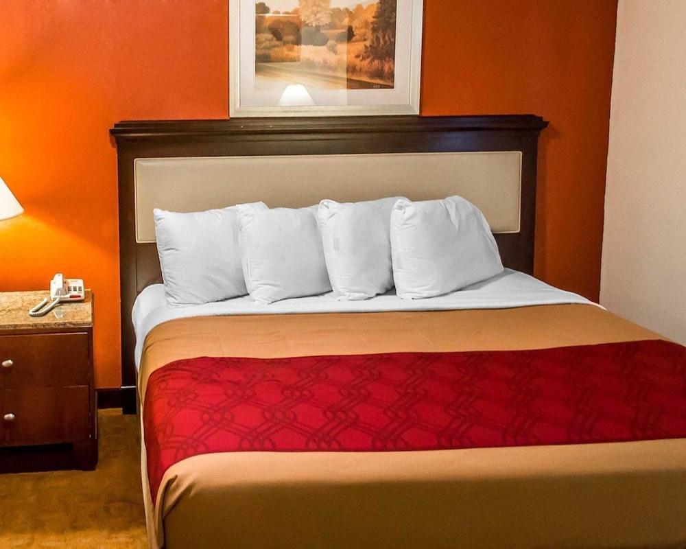 Economy Inn and Suites Warren 9/28