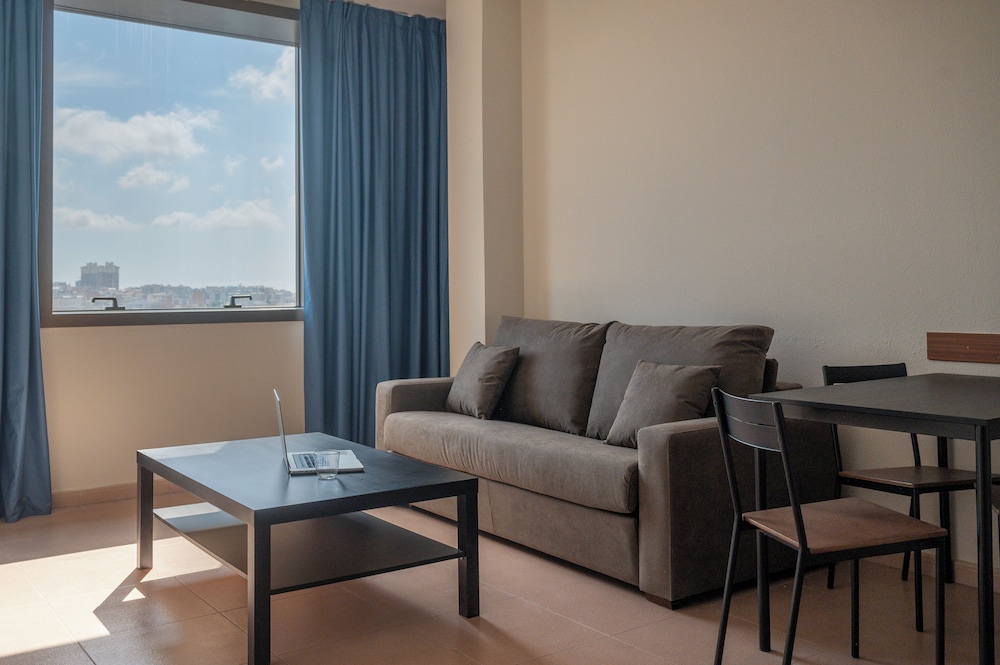 Hesperia Sant Joan Suites 37/57