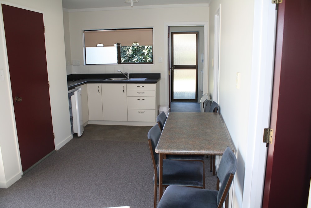 Oxford Court Motel 14/30