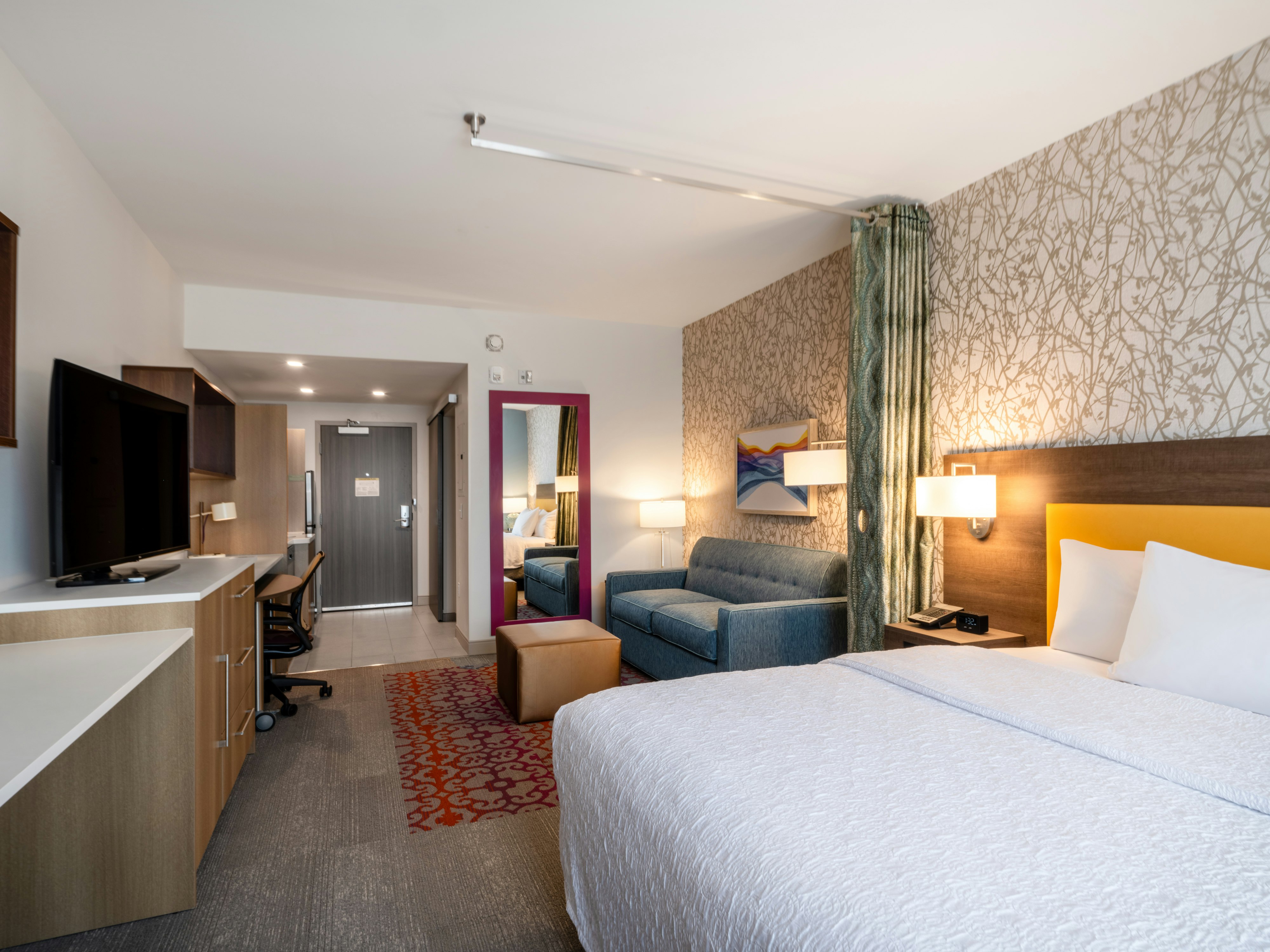 STUDIO, SUITE, KING BED, ACCESSIBLE