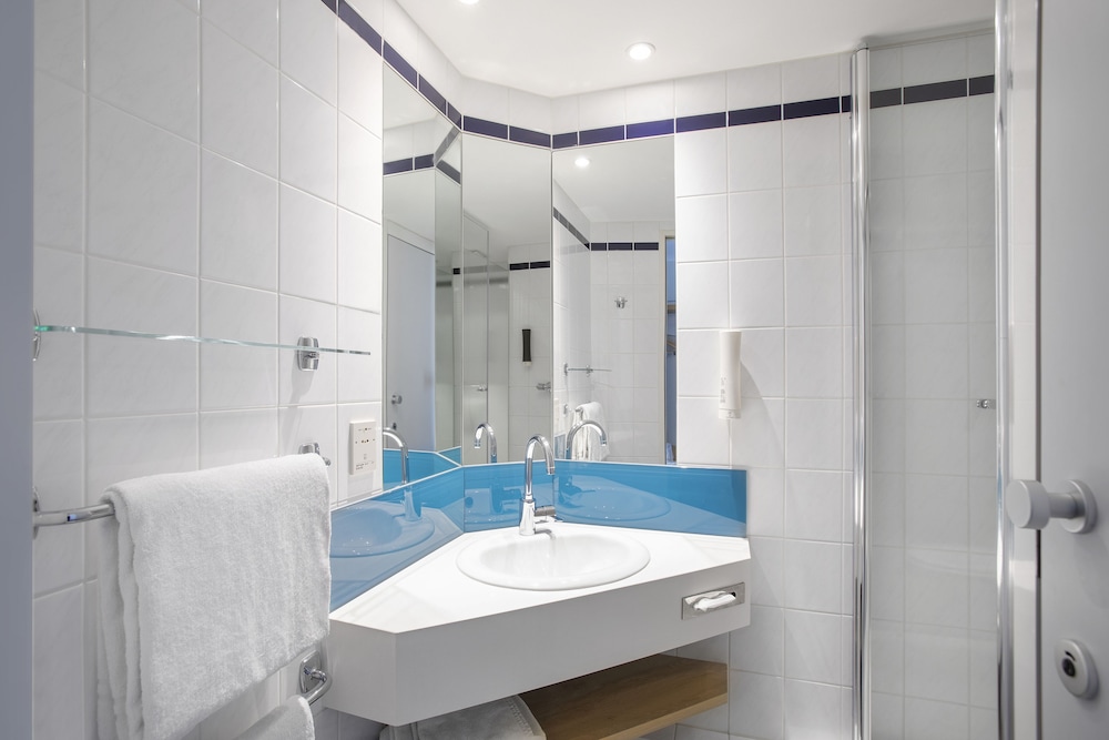 HOLIDAY INN EXPRESS FRANKFURT AIRPORT 14/58