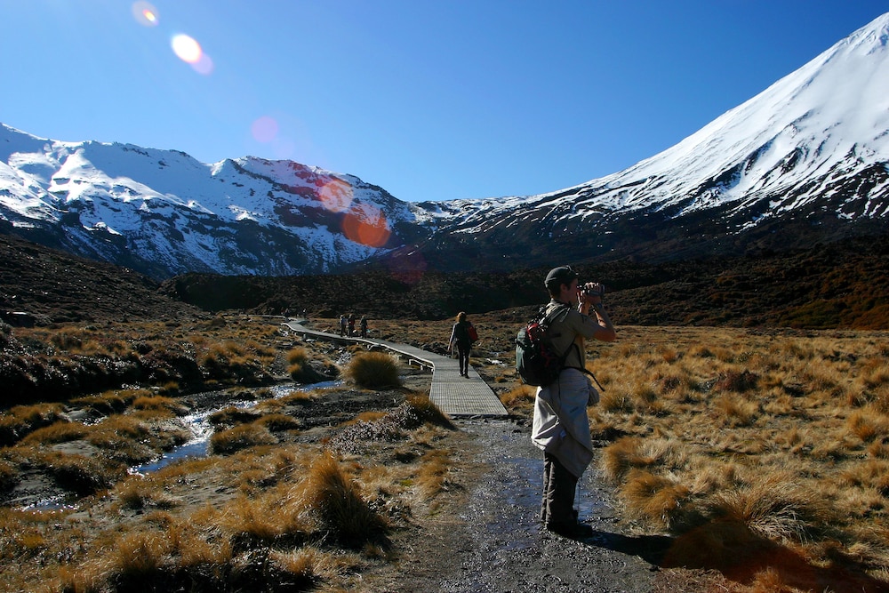 Tongariro Lodge 30/75
