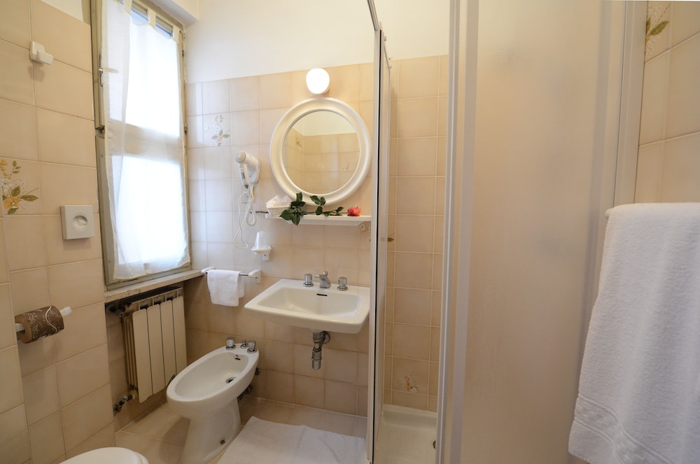 Astor Hotel Perugia 42/44