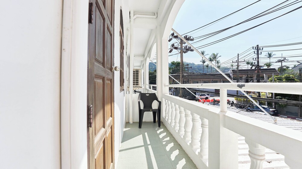 Lime Hotel Patong 5/50