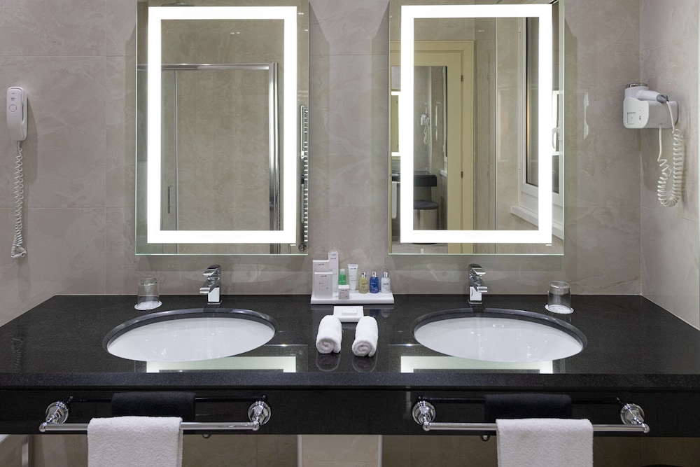 Radisson Blu Ghr Hotel Rome 75/76