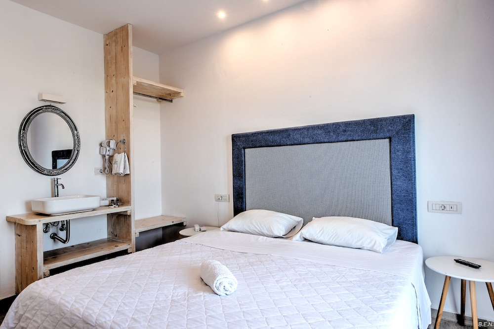 Anamar Santorini Hotel 23/57