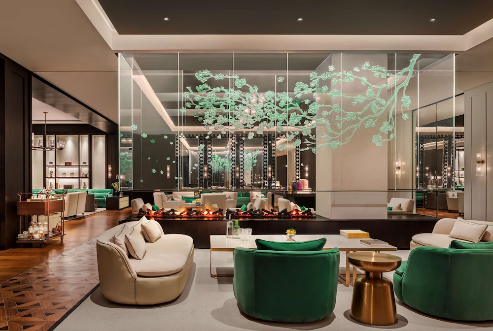 Fairmont Wuhan 52/67
