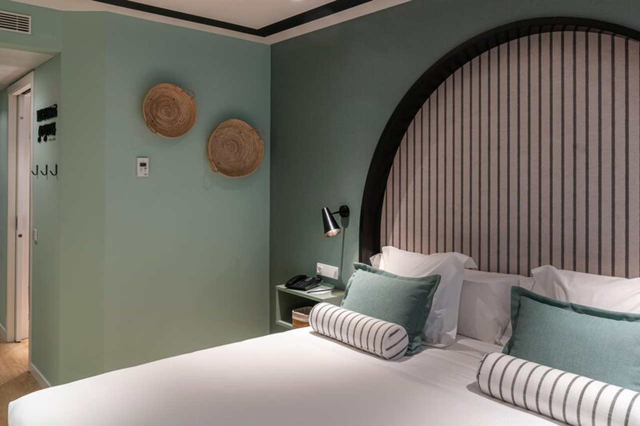 Hotel Vincci Bonjardim 85/131