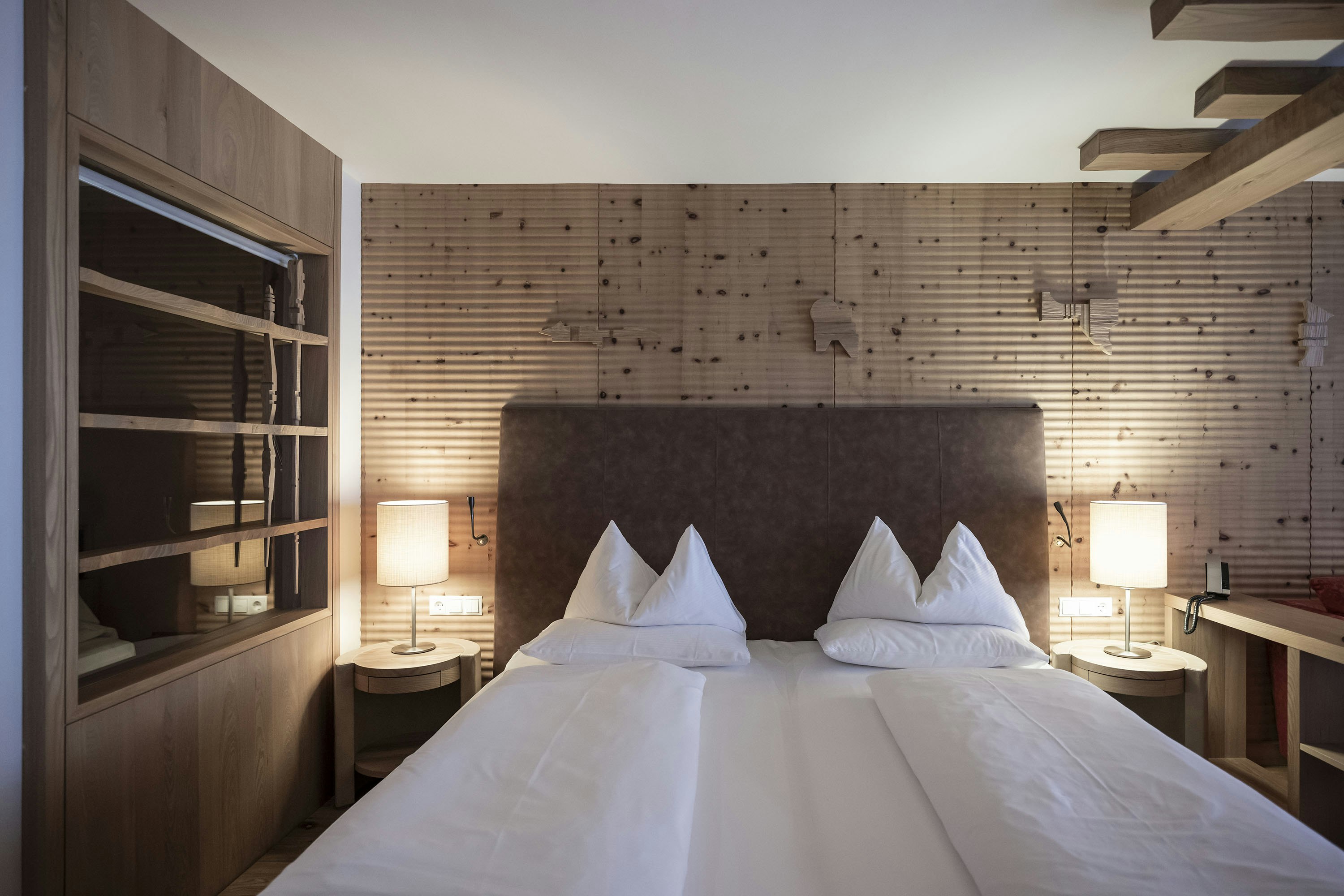 HOTEL ADLER BALANCE 12/30