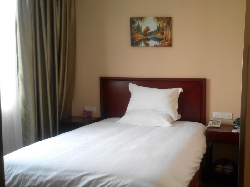 GREENTREE INN NINGBO DONGQIAN LAKE YINXIAN AVENUE NORTH MOZHI ROAD HOTEL 24/38