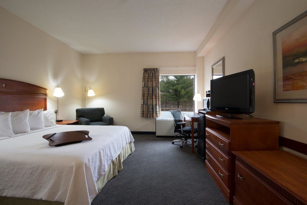 Hampton Inn White River Junction 26/81