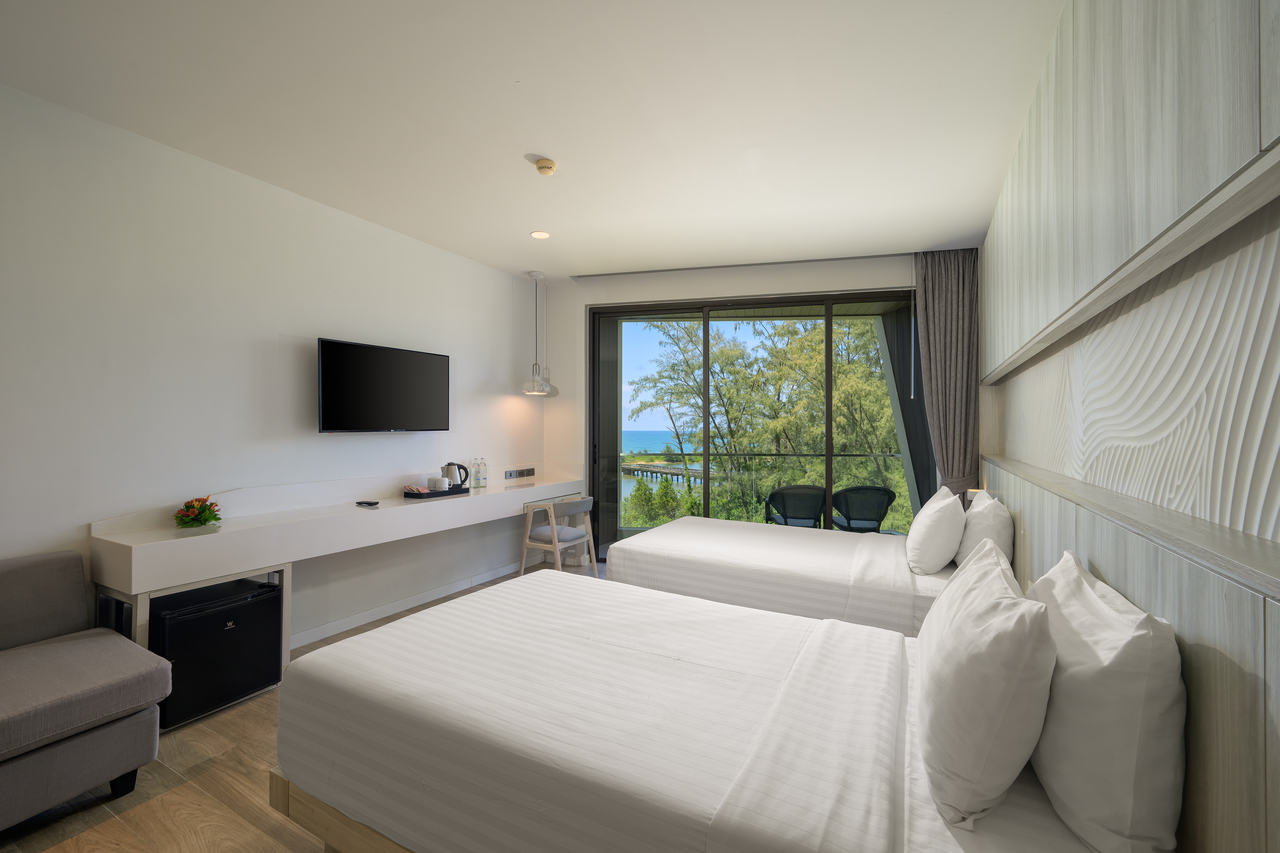 The Hotspring Beach Resort and Spa 14/59
