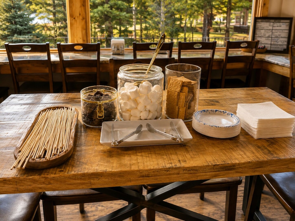 Estes Mountain Inn 51/70