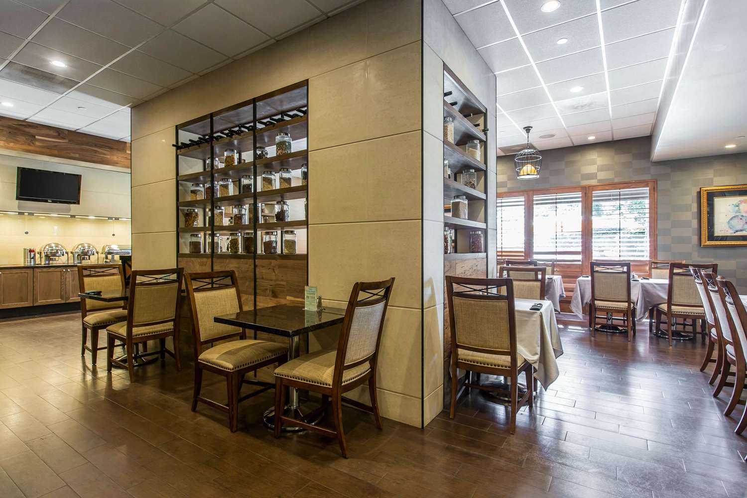 restaurant cafeteria