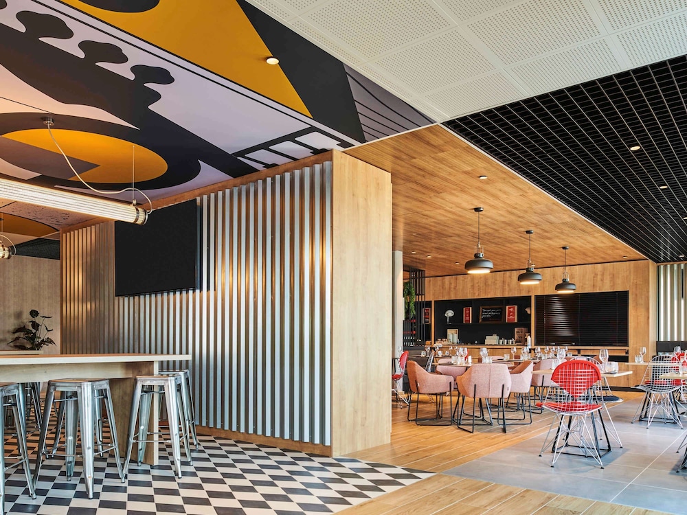 ibis Montlhery Paris Sud 46/68