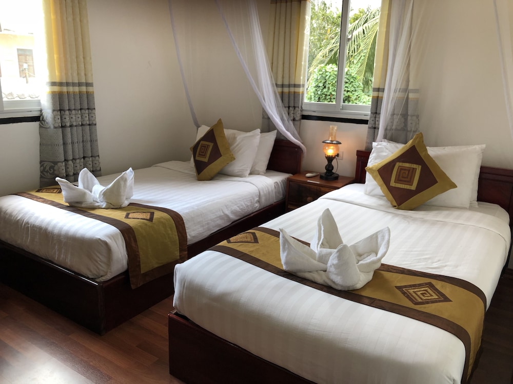 Villa Mahasok Hotel 8/90