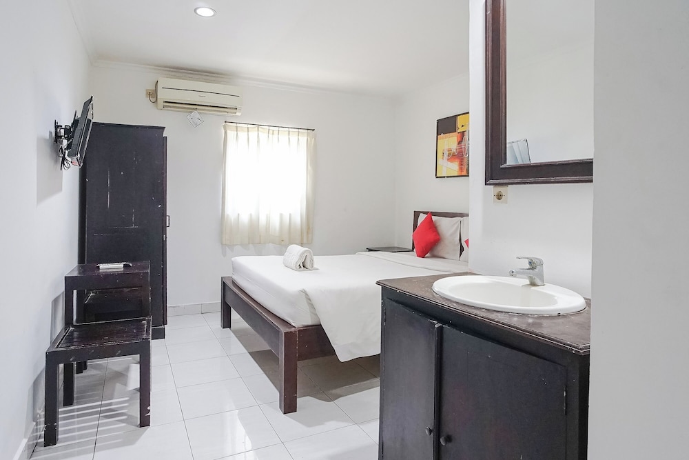 GANA INN LEGIAN 24/25