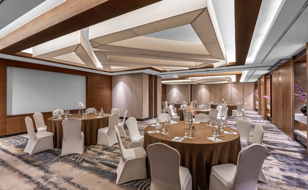 ARTOTEL Suites Mangkuluhur 32/42