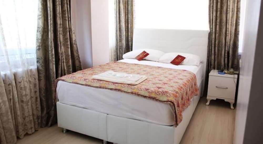 Grand Desi Hotel 17/50