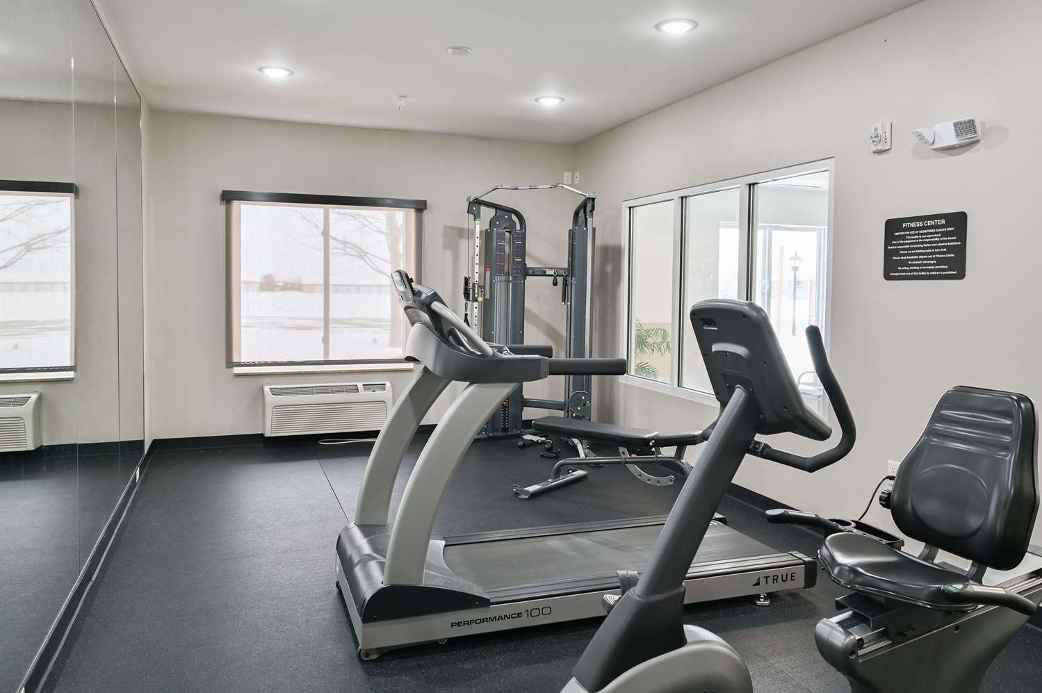 Sleep Inn & Suites Washington near Peoria 24/45