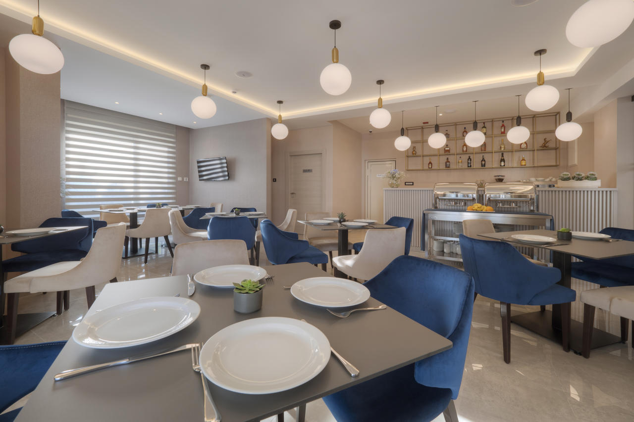 Hotel Idila 20/24