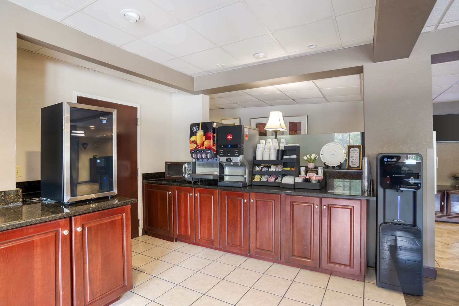 Best Western Plus Oak Mountain Inn 22/29