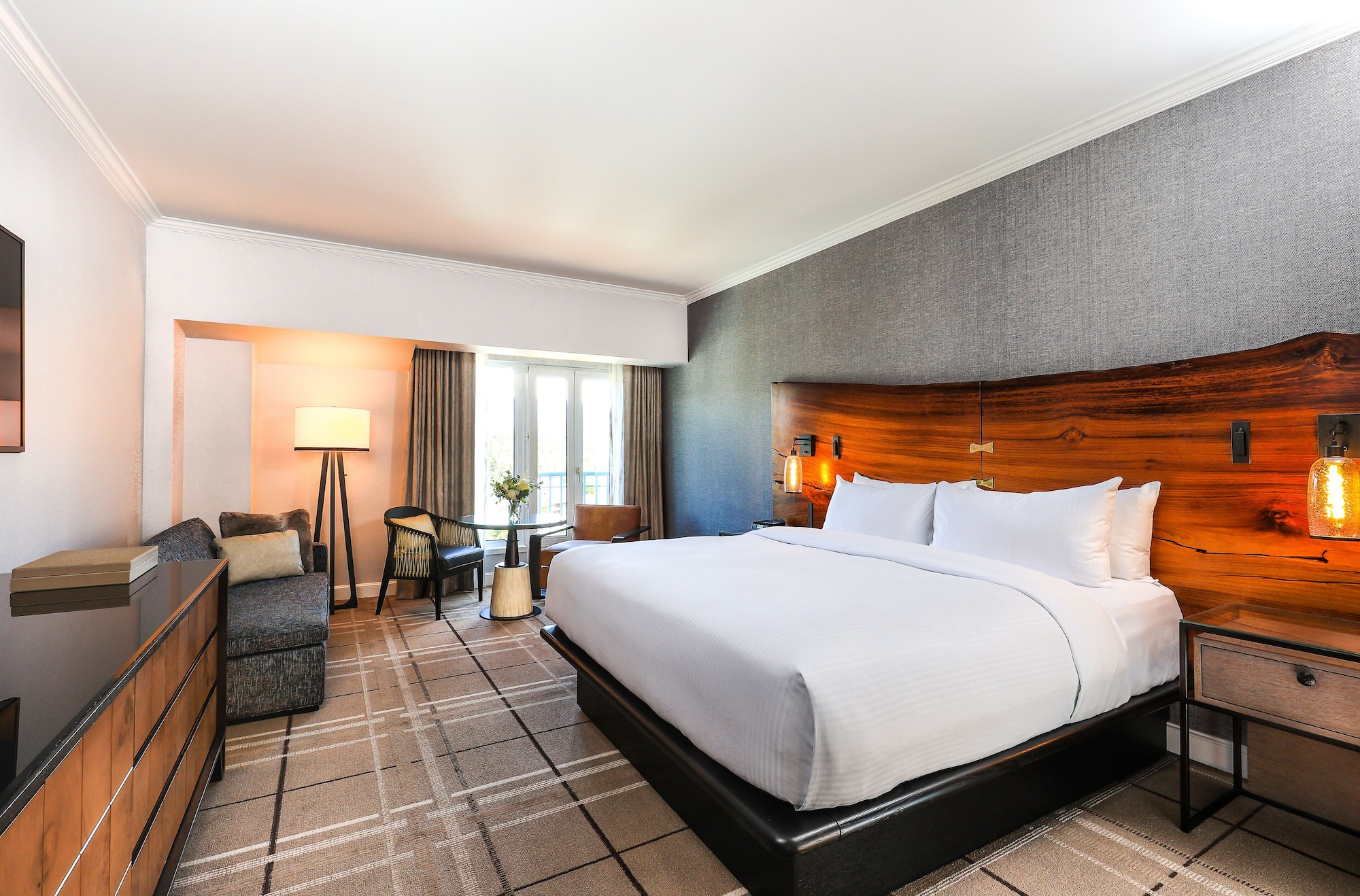 Slope, Deluxe, King Bed, Mountain View