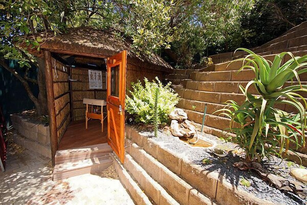 Amakhaya Lodge 2/33