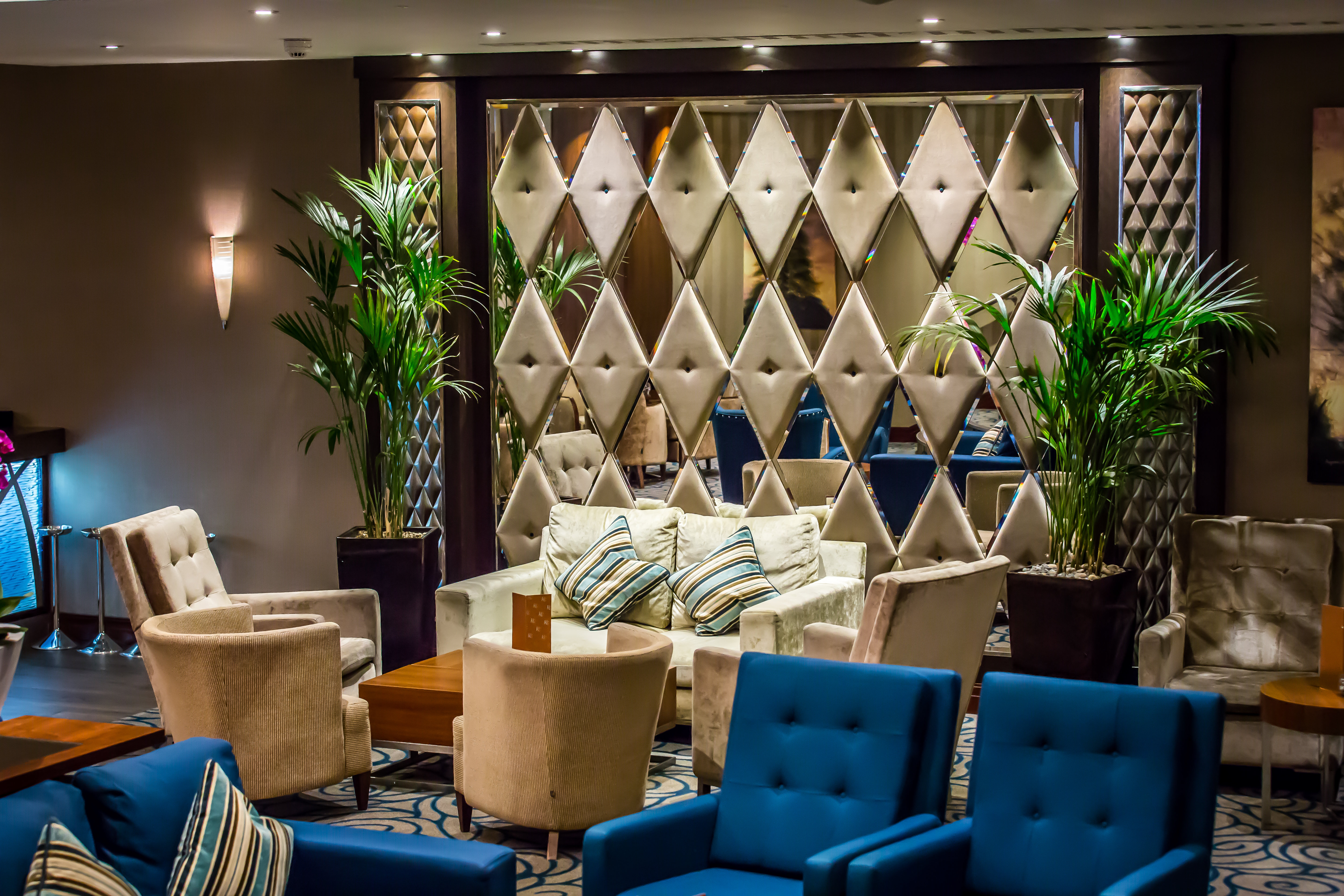 Holiday Inn London - Kensington High St. by IHG 59/81