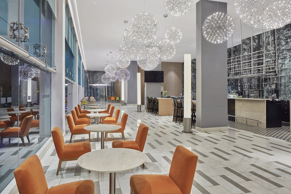 HOLIDAY INN EXPRESS KOTA KINABALU CITY CENTRE 42/55