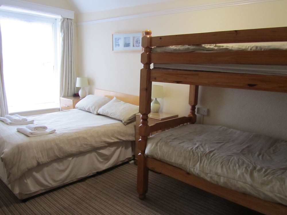 Donnington Guest House 10/40