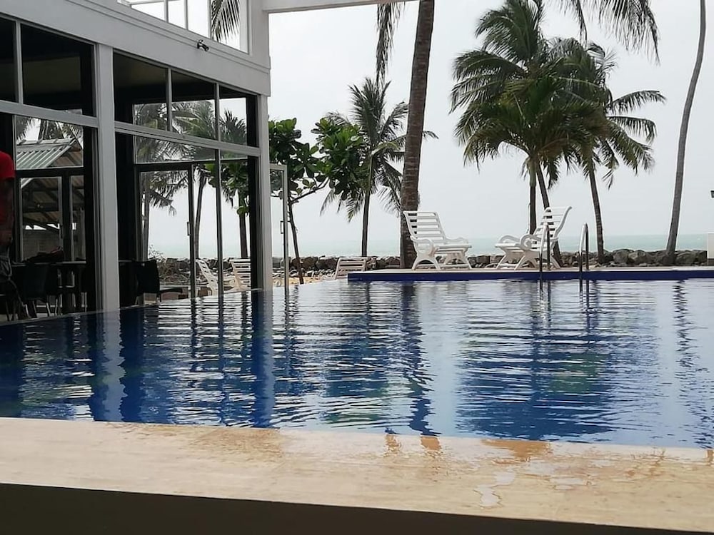 Saara Beach Hotel 46/50