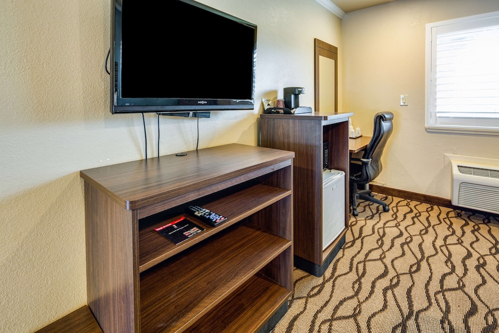 Americas Best Value Inn Richmond San Francisco 24/27