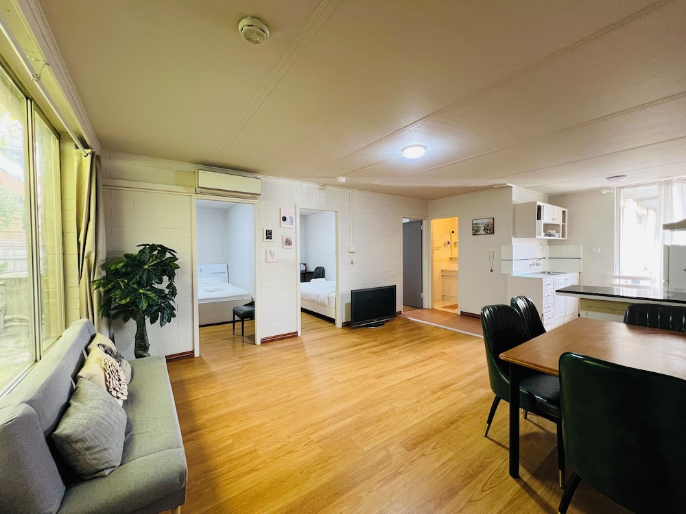 Motel Maroondah 25/45