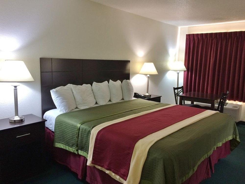 Travel Inn 2/24
