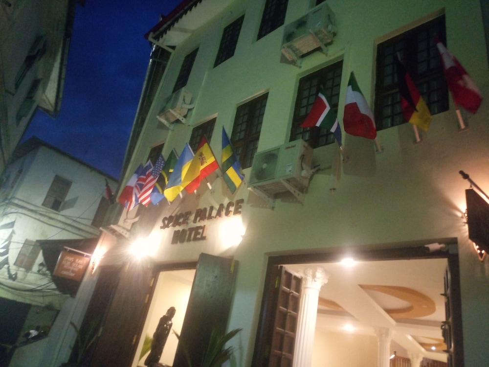 Spice Palace Hotel 2/29