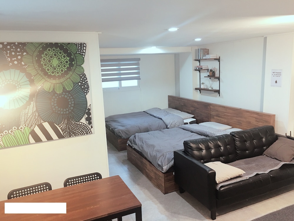 Blueboat Hostel Myeongdong 28/40