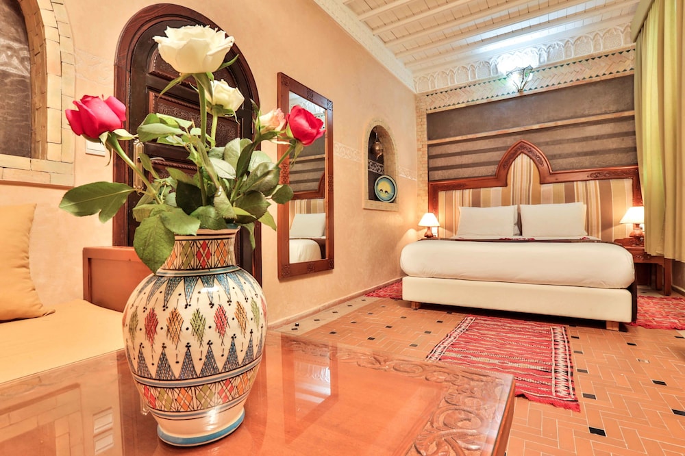 Riad Nakhla 51/62