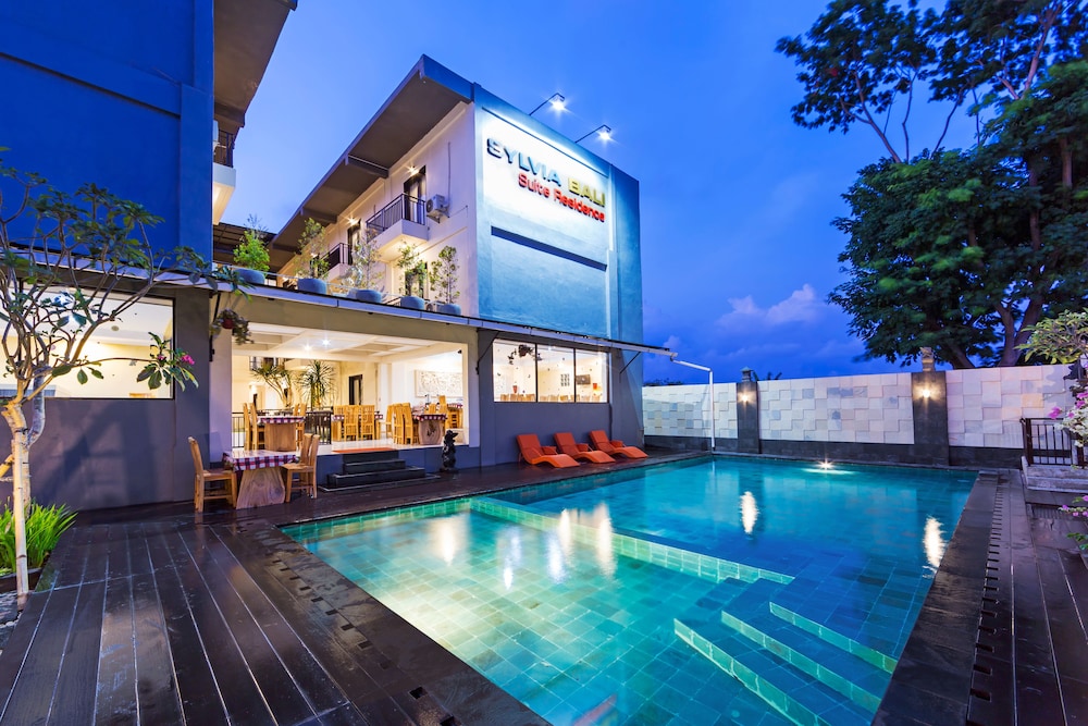 Sylvia Bali Suite Residence 3/25