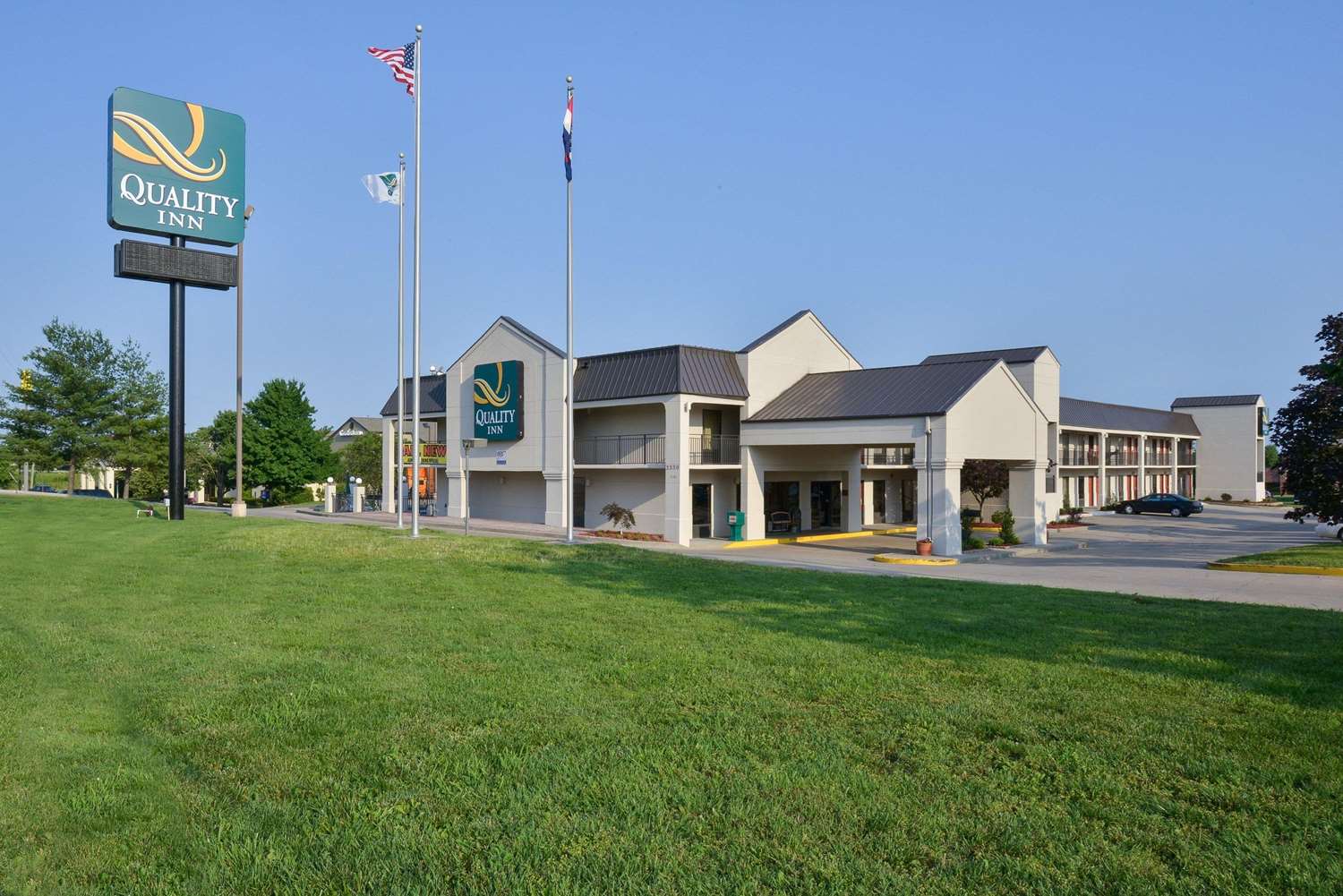 Quality Inn Us65 E Battlefield Rd Springfield 28/30