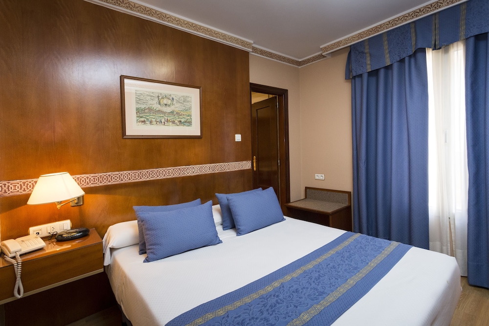 Hotel Dauro Premier 25/76