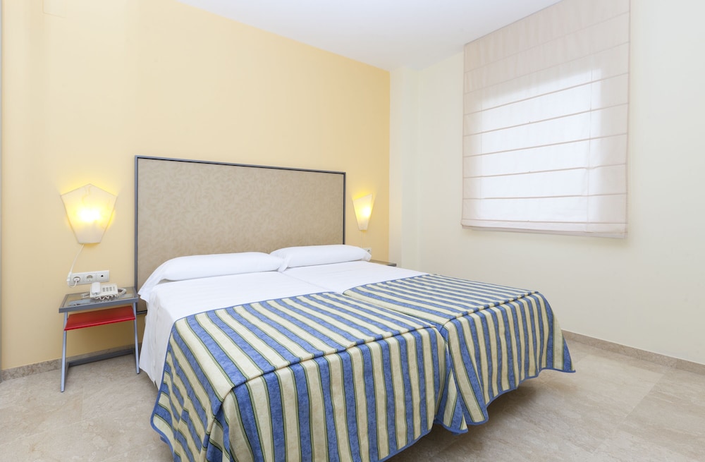 Apartamentos Vertice Sevilla Aljarafe 16/63