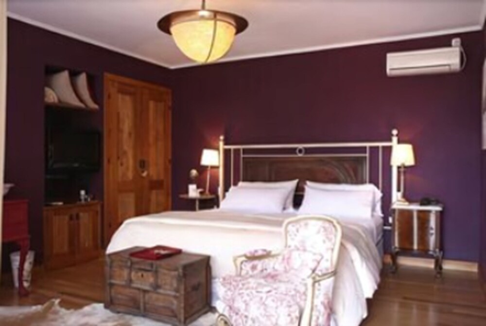 KKALA BOUTIQUE HOTEL 40/70