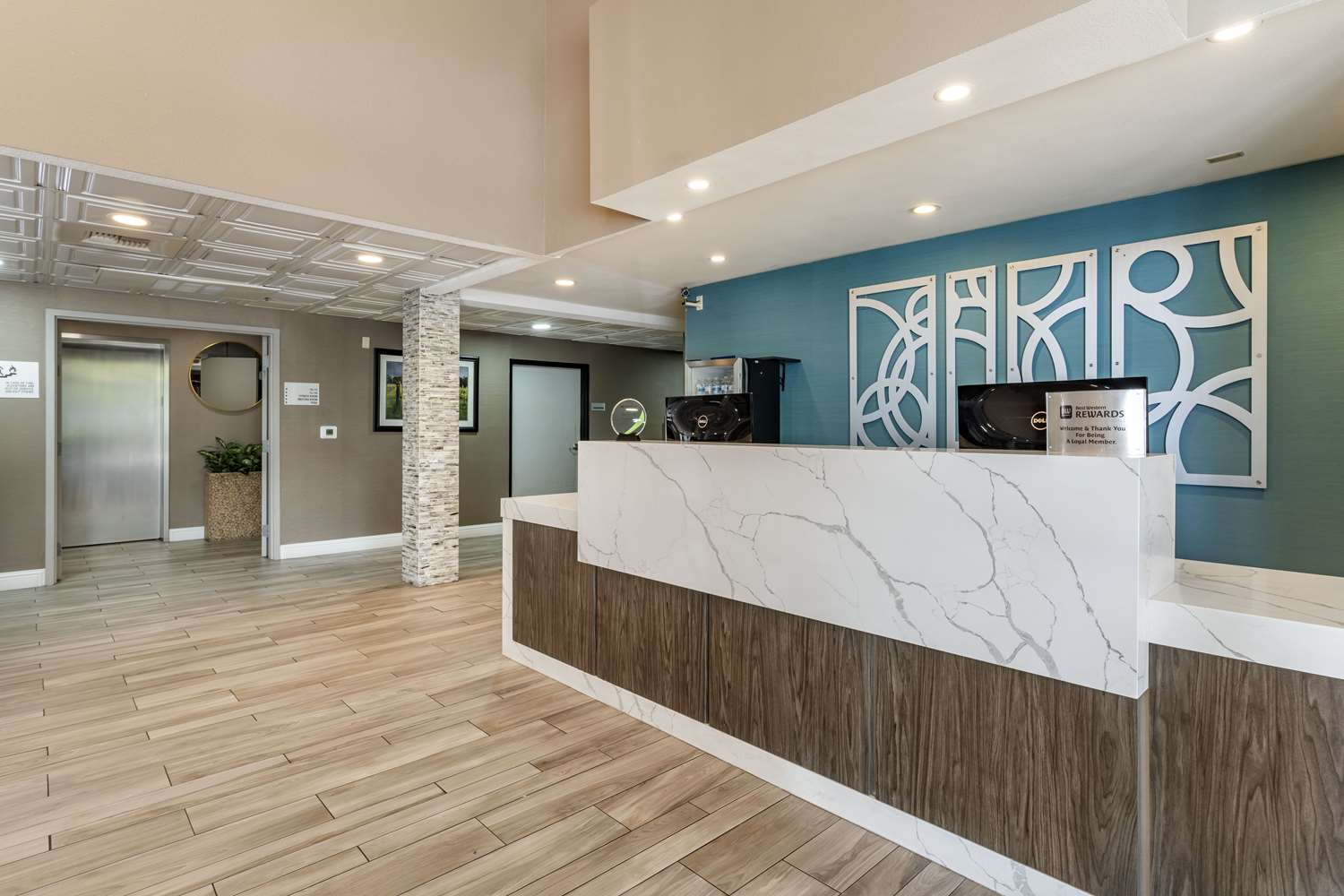 Best Western Plus Vineyard Inn 6/45