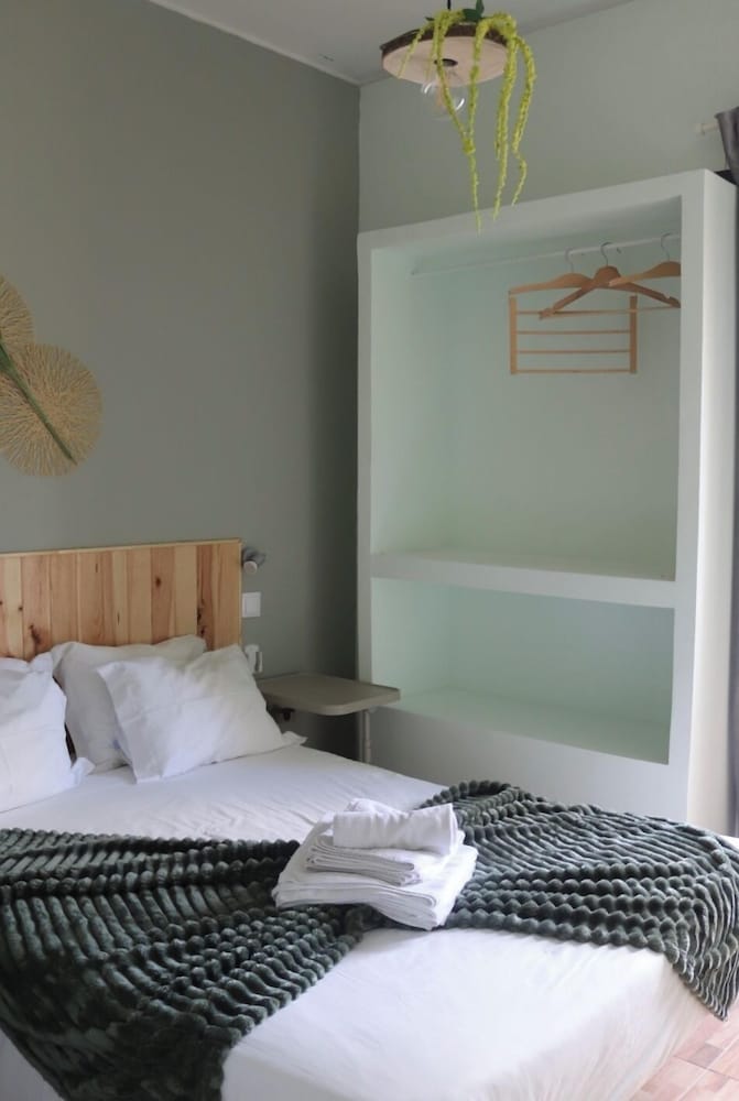 ROOM, DOUBLE BED, PRIVATE BATHROOM